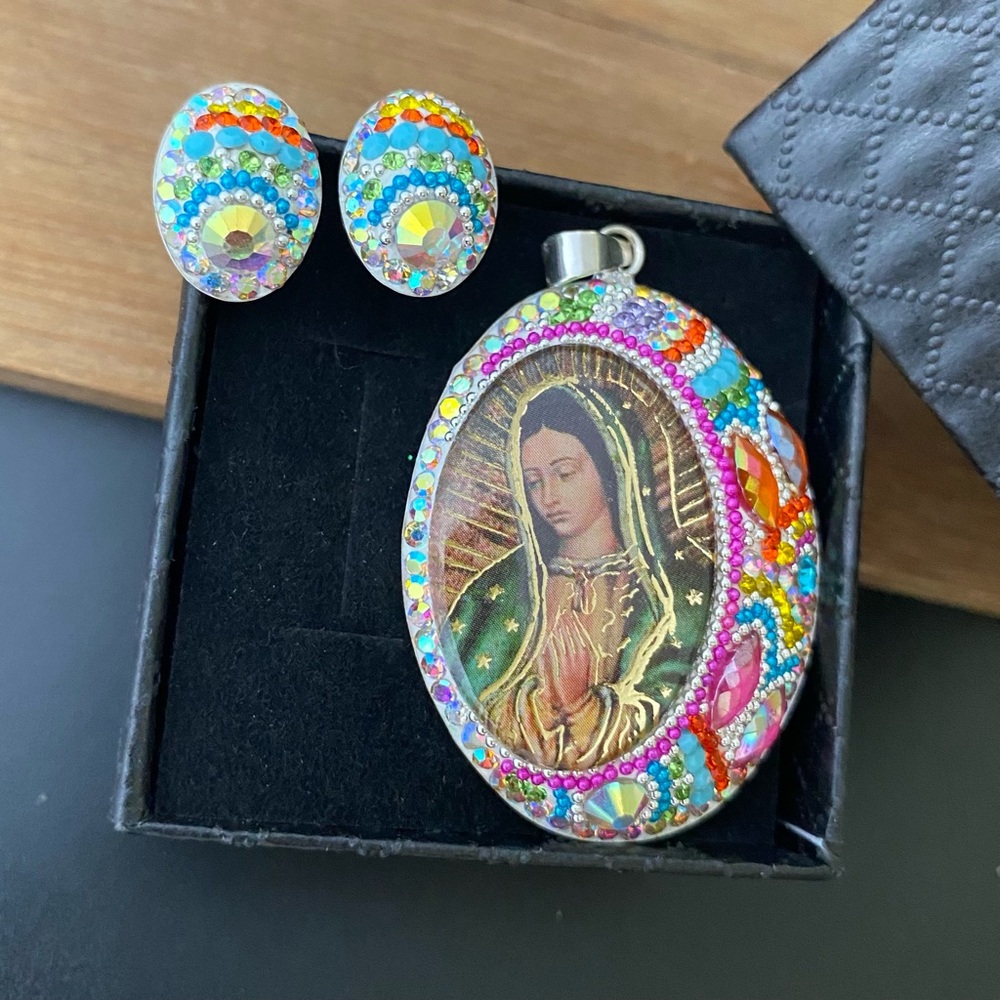 Real 925 Sterling Silver Virgin Of Guadalupe Pendant and earrings Handmade - Picture 5 of 9